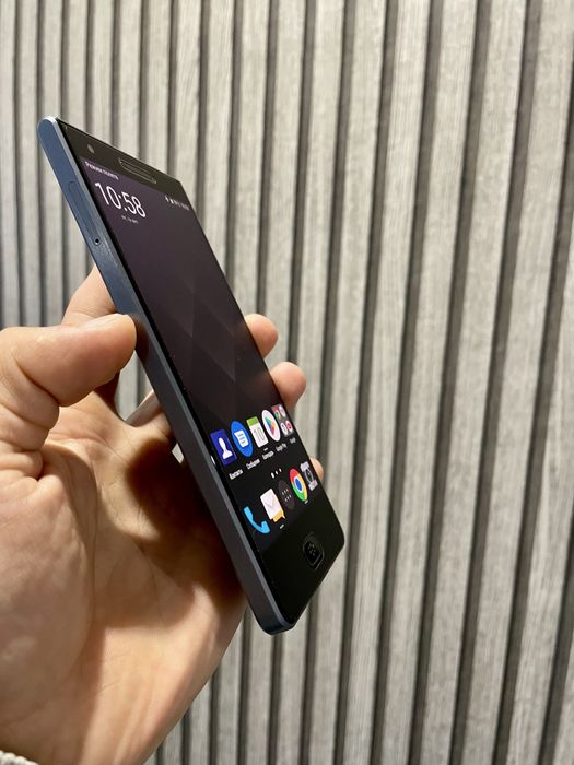 Blackberry Motion 4/32GB( стан нового )