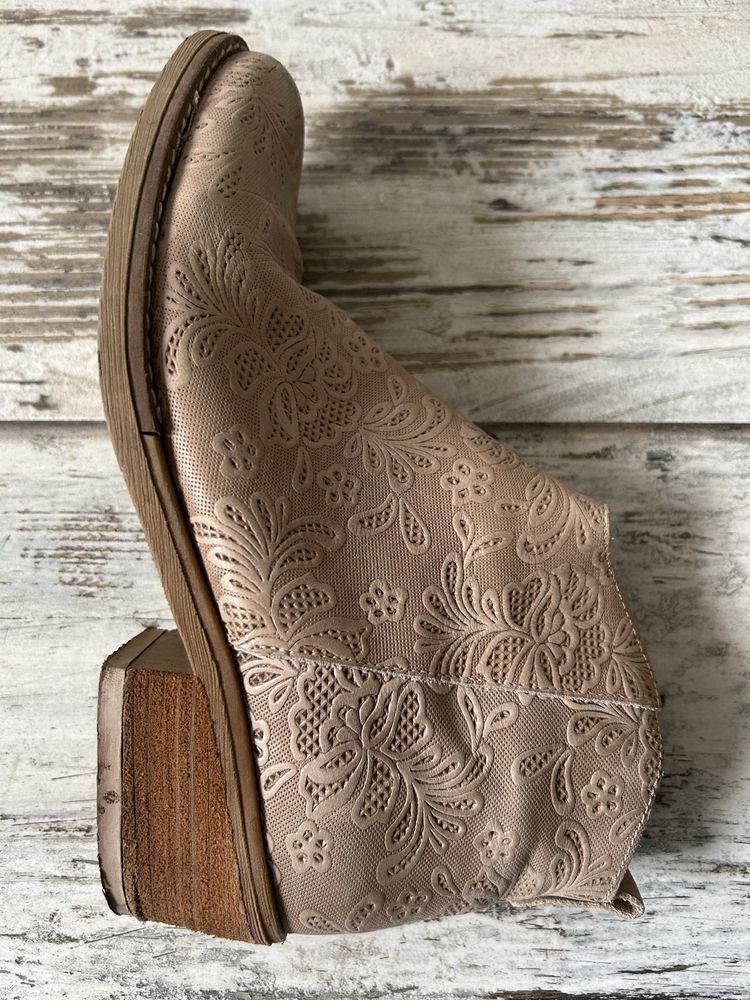Buty damskie skórzane 37 Wittchen botki damskie skóra naturalna