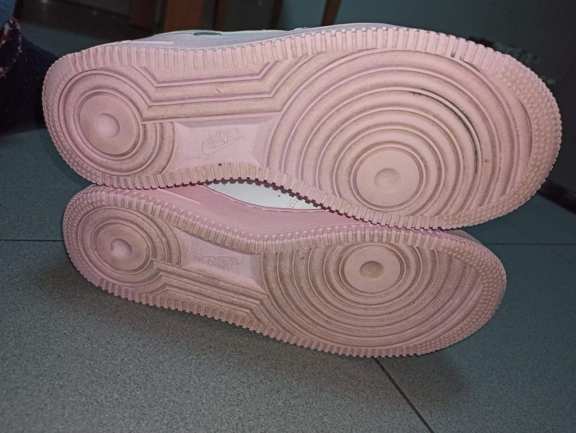 Sapatilhas nike Air Force 1 branco/ rosa