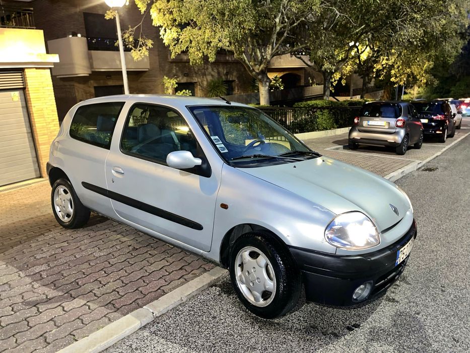 Renault Clio 1.2 16V 2000