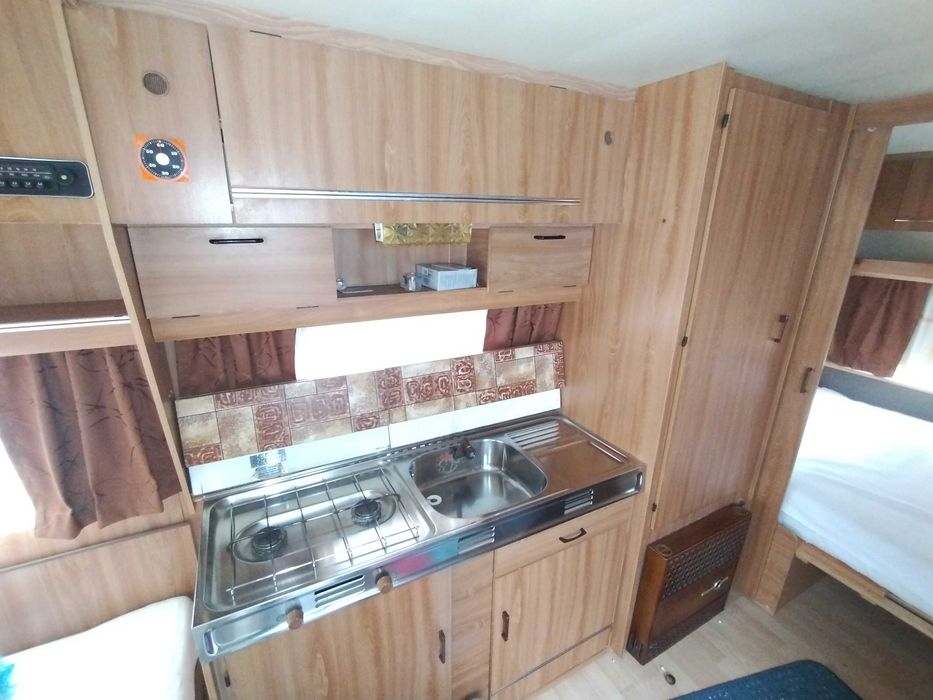 Przyczepa kempingowa hobby 5.5m. Stacjonarna