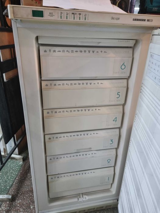 Морозильна камера Liebherr