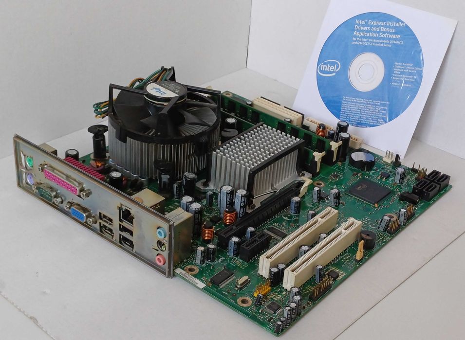 Płyta główna Intel D946GZIS + procesor + pamięć
