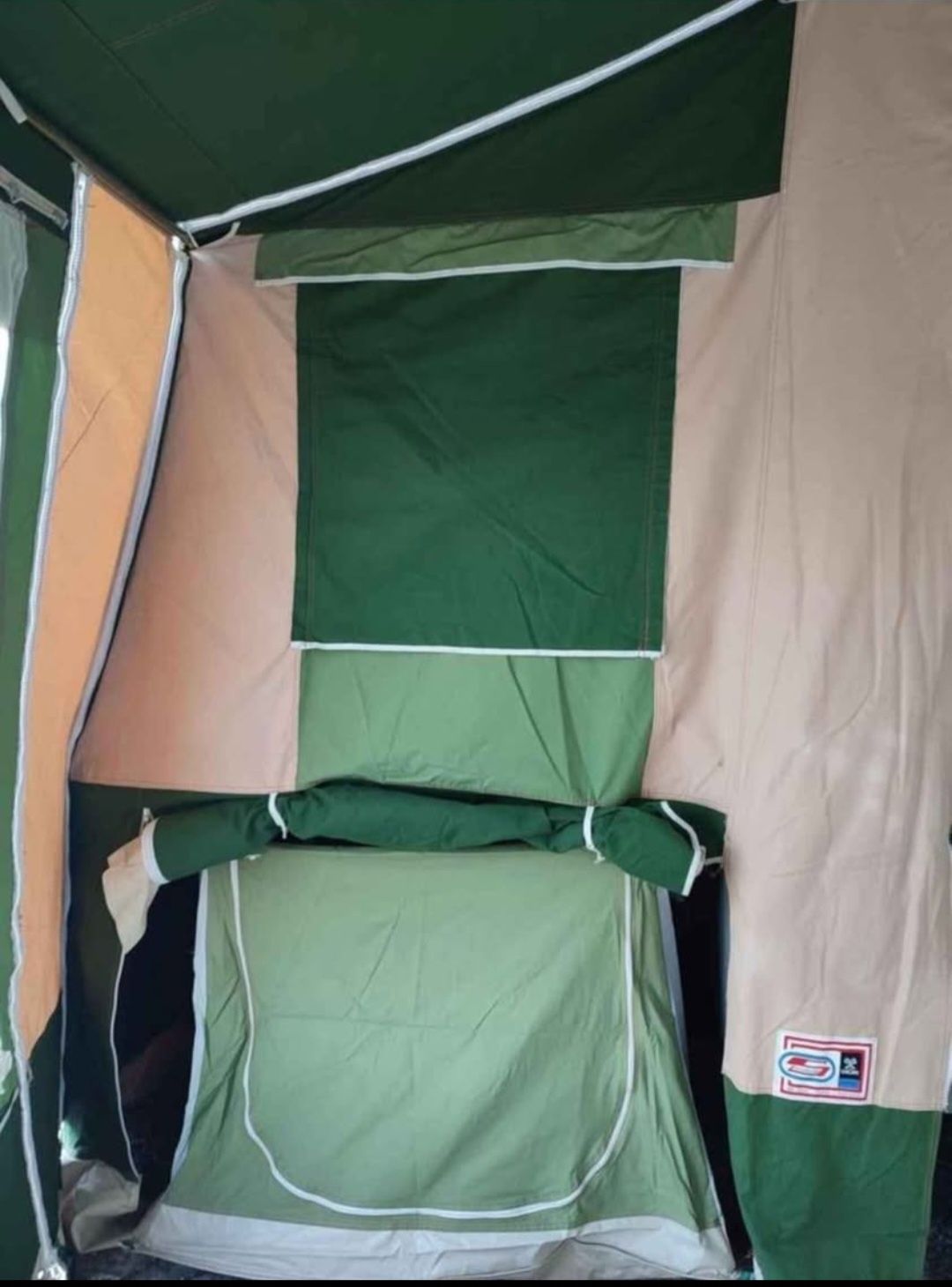 Auto tenda com avançado