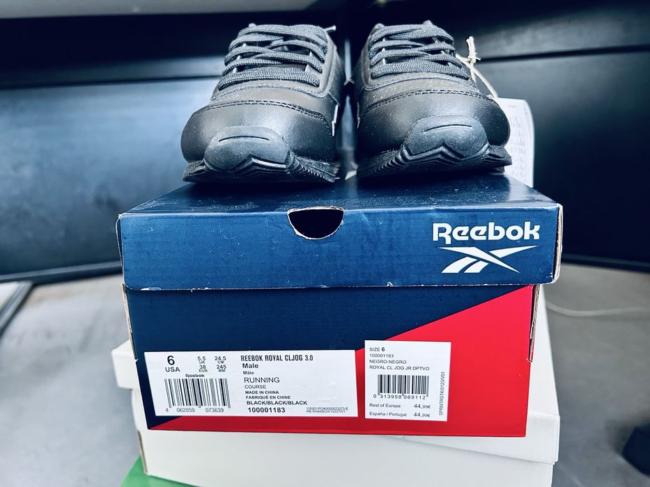 Tenis Reebok n38 novos a estrear