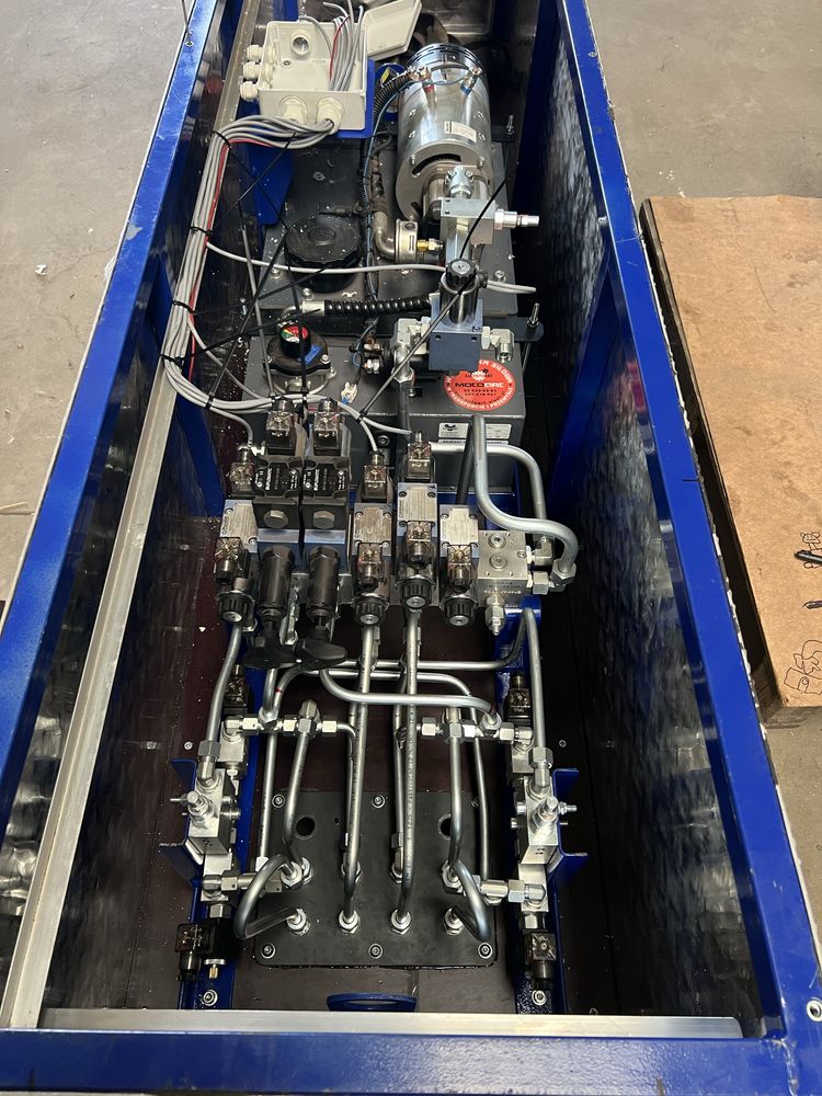 Naprawy naczepy niskpodwoziowe osie skrętne, hydraulika