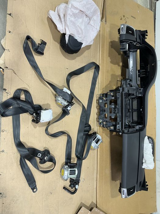 Częsci Jaguar e pace