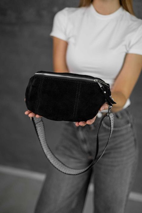 Жіноча бананка з натуральної замші