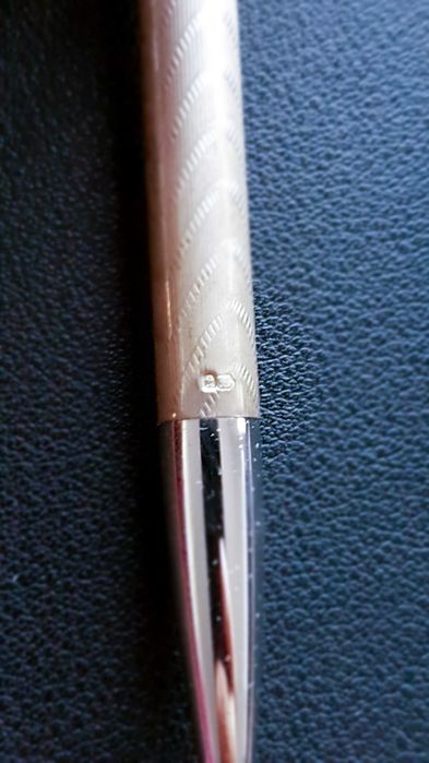 Caneta em Prata ( com marcas de contraste - ver fotos )