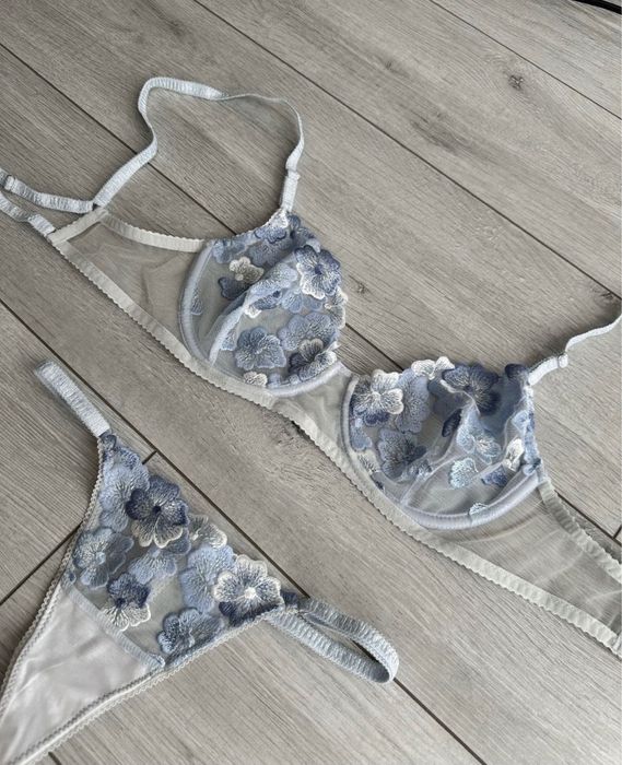 Сексуальна білизна р.М 75в