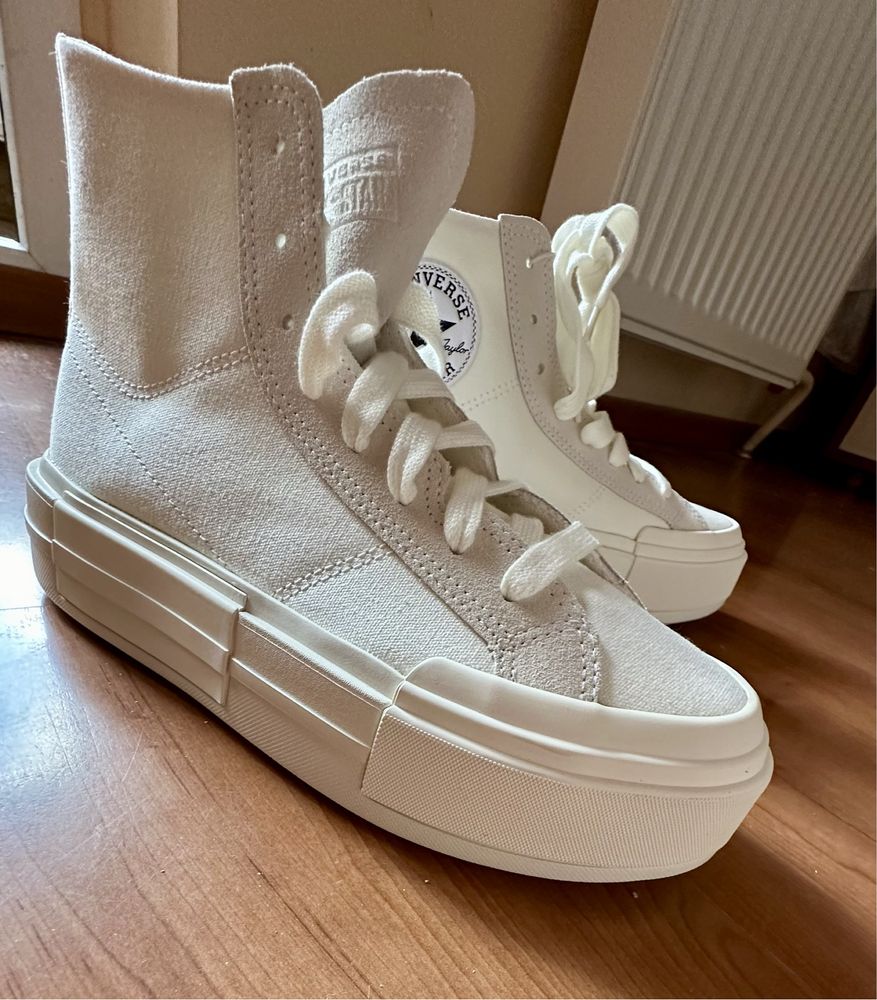 кеди високі Converse