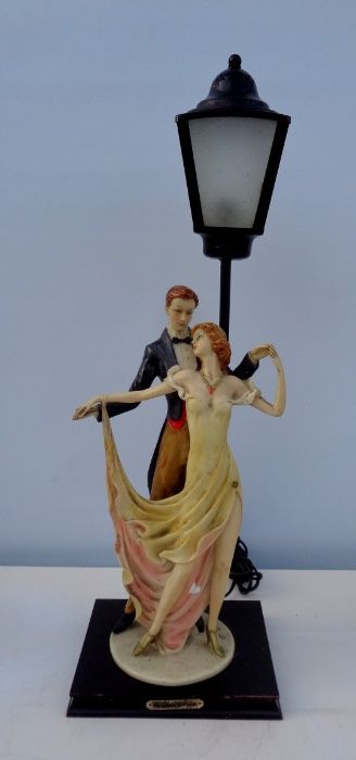 Candeeiro casal junto a lampeão 69 cms alt.