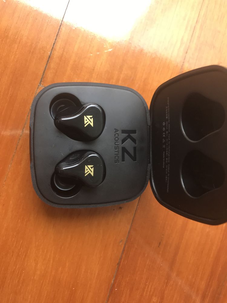 Vendo Auriculares Bluetooth KZ Z1