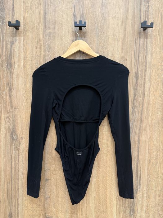 Чорне боді з довгим рукавом ONE BY ONE