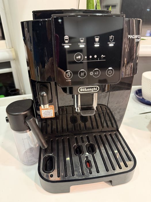 Кавомашина Delonghi