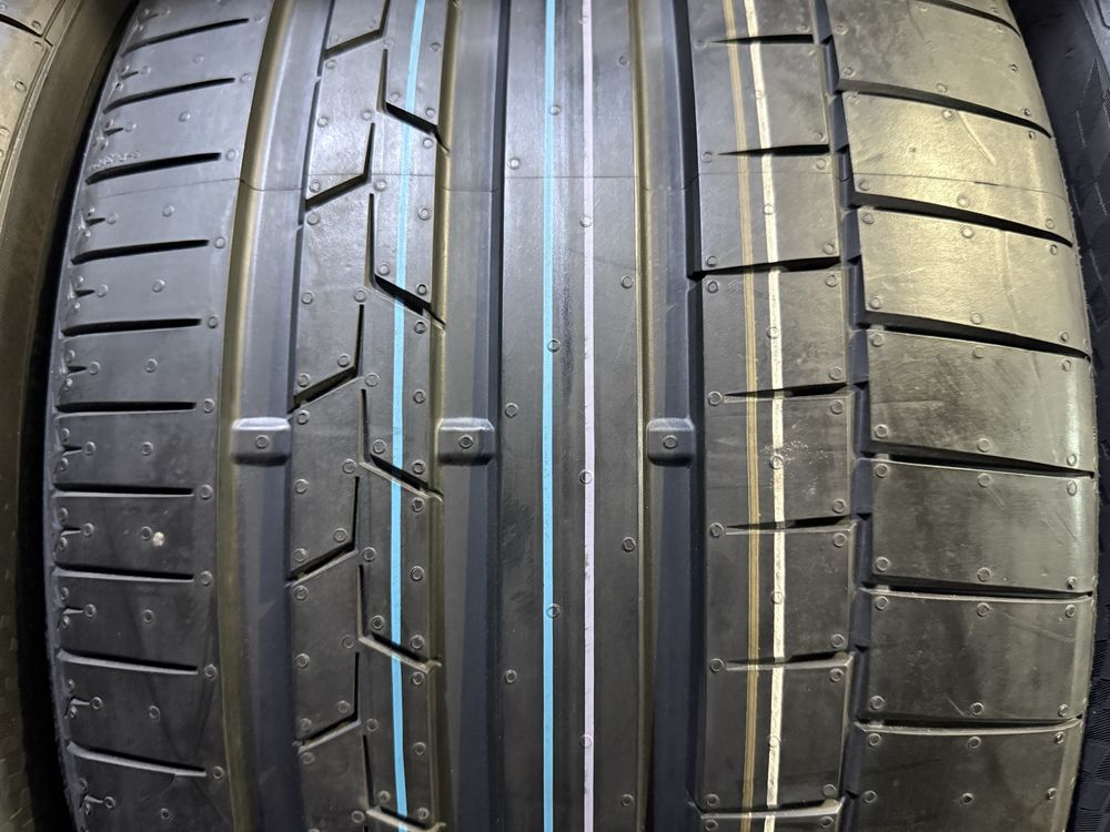 245/35 275/30 r20 Continental