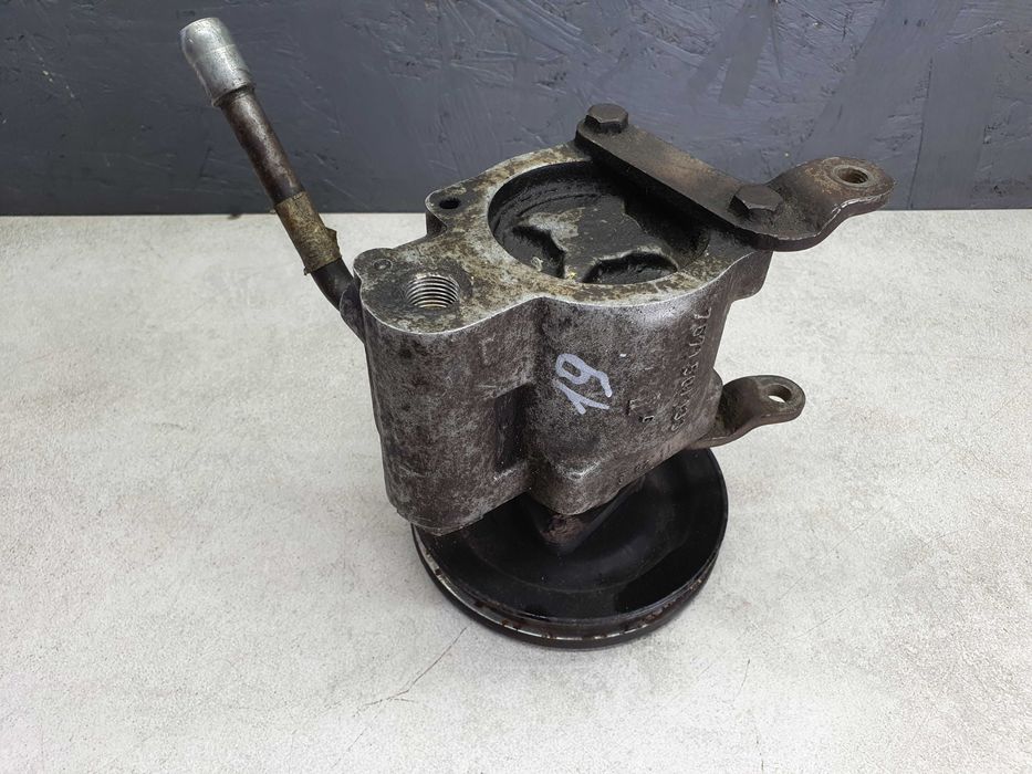 Гідропідсилювач керма насос ГУР BMW 3 E30 5 E28 1.6 1.8