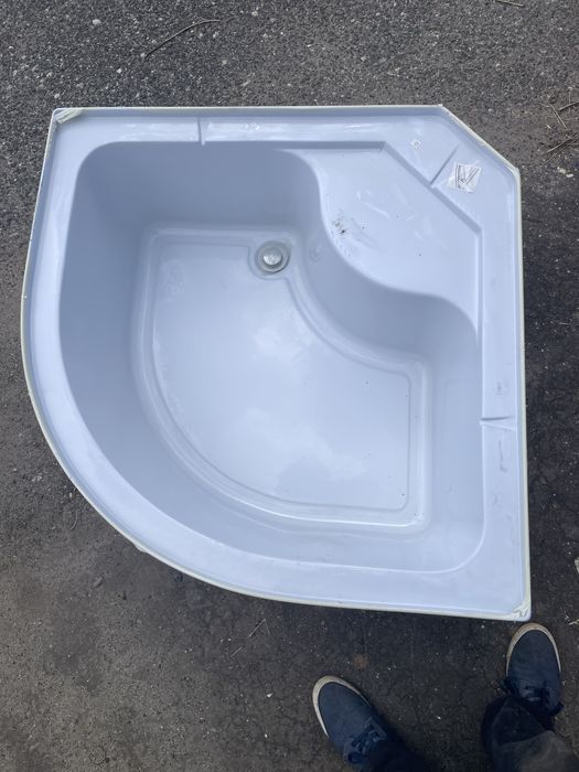 Brodzik z siedziskiem wysoki 90x90x45 Sensea