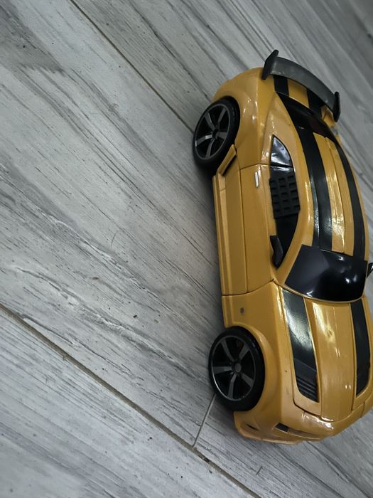 auto bumblebee rozkladane wydaje dzwieki