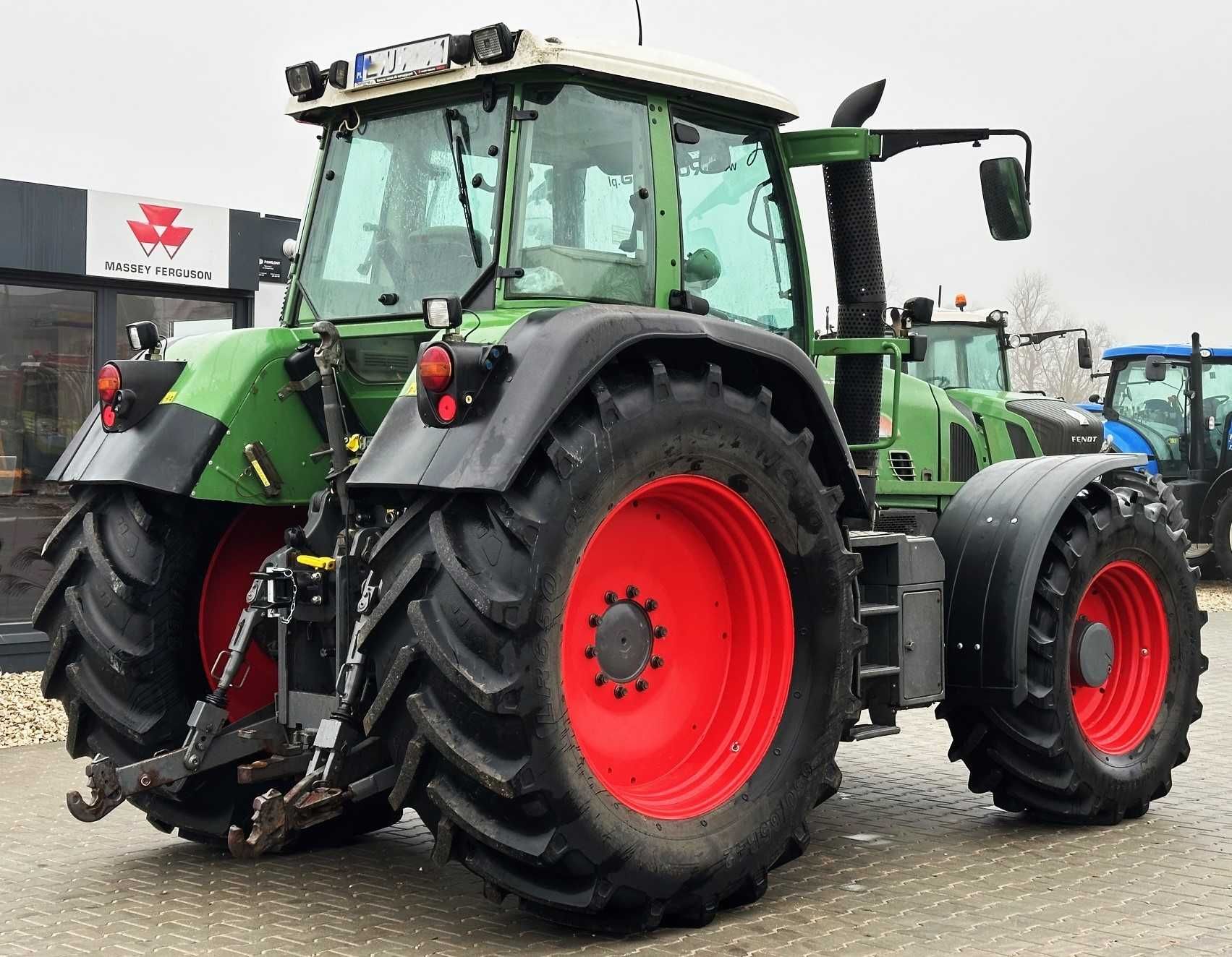 Fendt 820 Vario TMS (718,818)