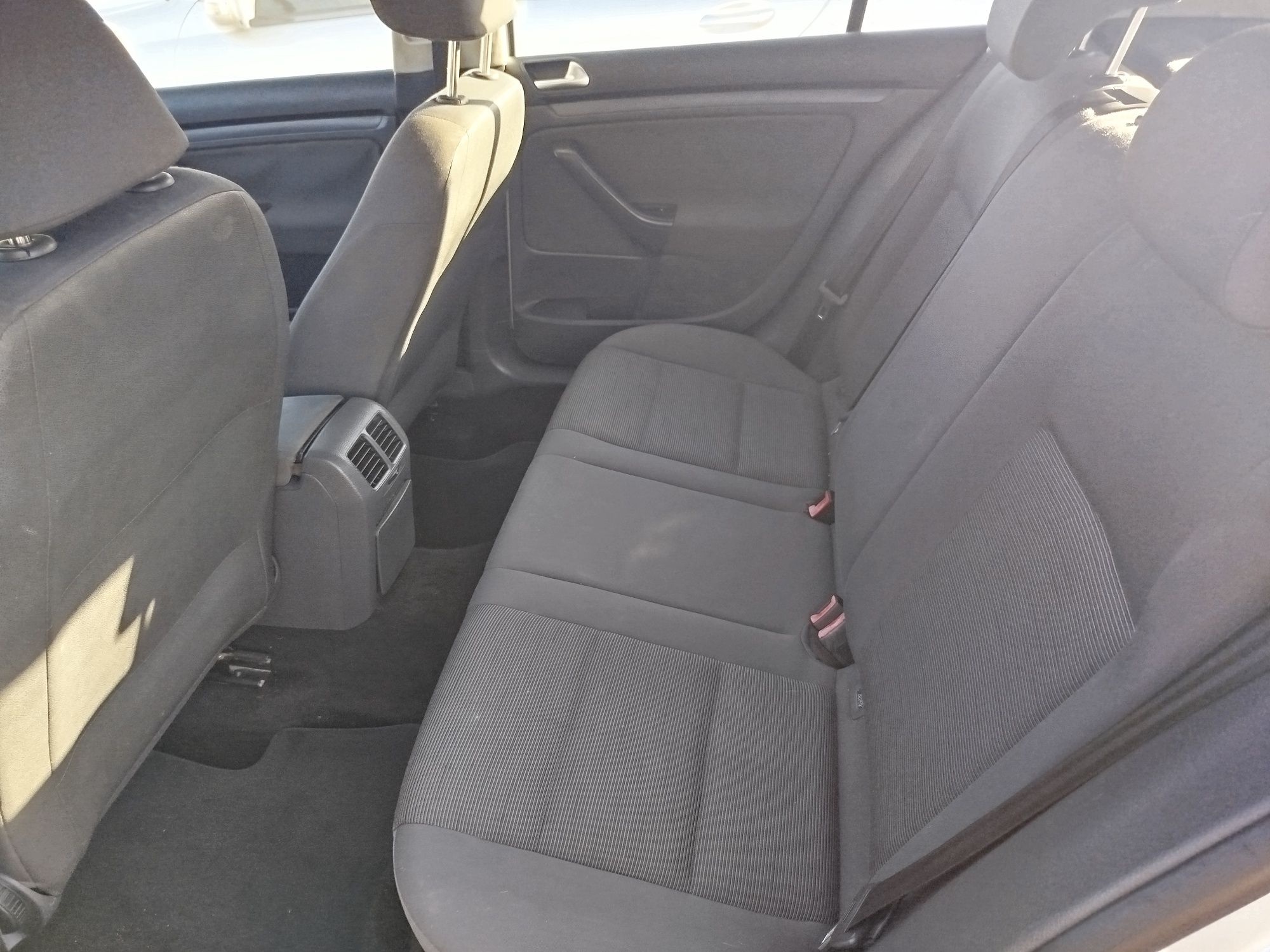 Vw Golf V 1.9TDI 105cv 2006/Caixa de 6 Velocidades/Excelente motor