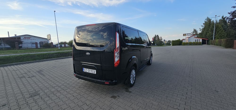 Ford Tourneo Custom Transit Custom Vito Vivaro Viano  jak nowy