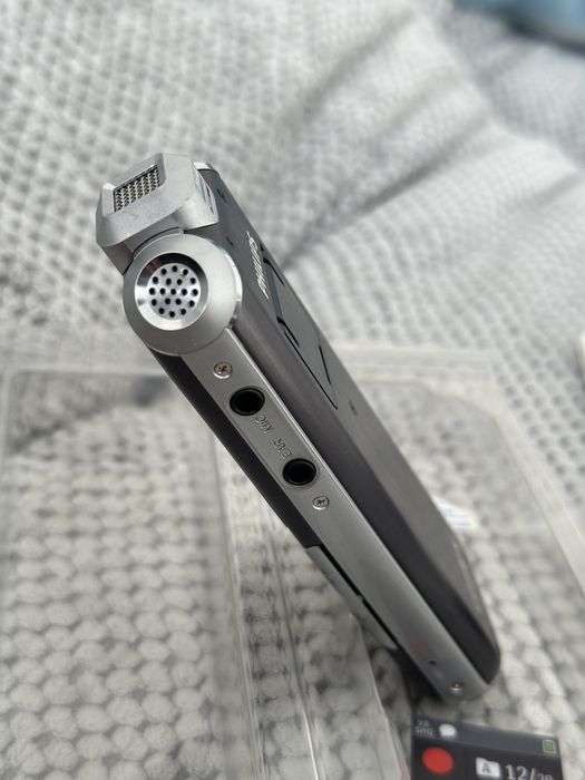 Продам аудіозаписувач PHILIPS (3 мікрофони)