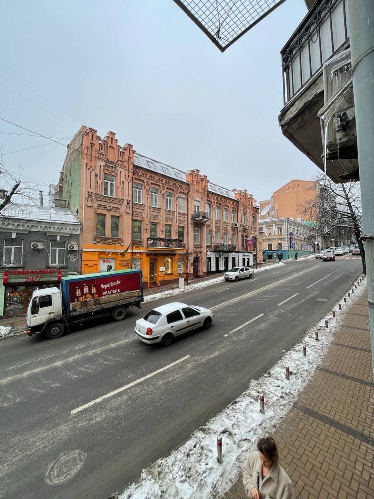 Поодаж 2-х кім квартири Майдан Незалежності Хрещатик Глобус