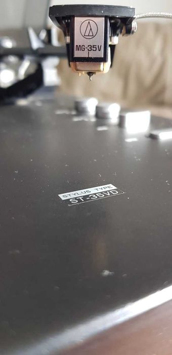 FISHER MT-6221 виниловый проигрыватель