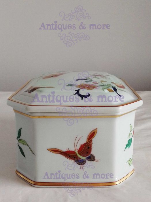 Caixa retangular de porcelana, Coleção Samatra, Vista Alegre.