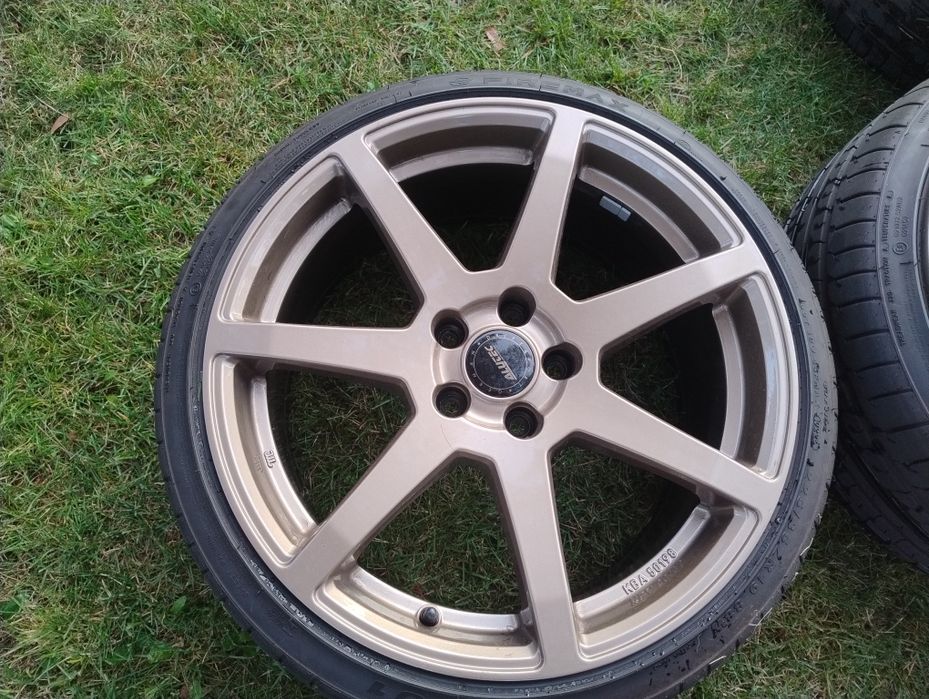 Roczne koła 19 " 5x114.3 et 40 garmany