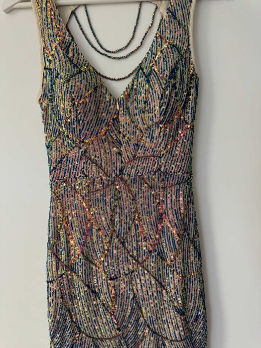 Cekinowa suknia rozmiar S