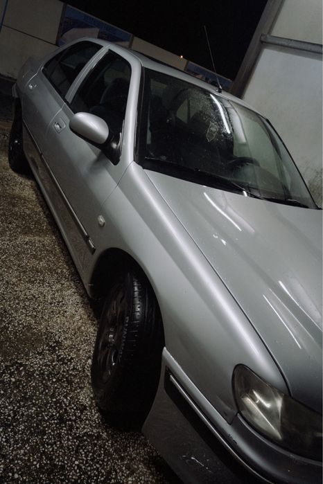 Carro Peogeot 406