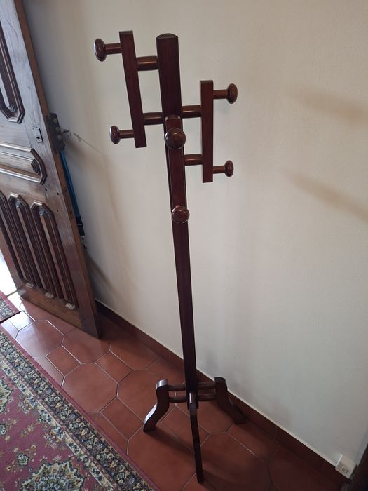 Cabide Madeira  Escura