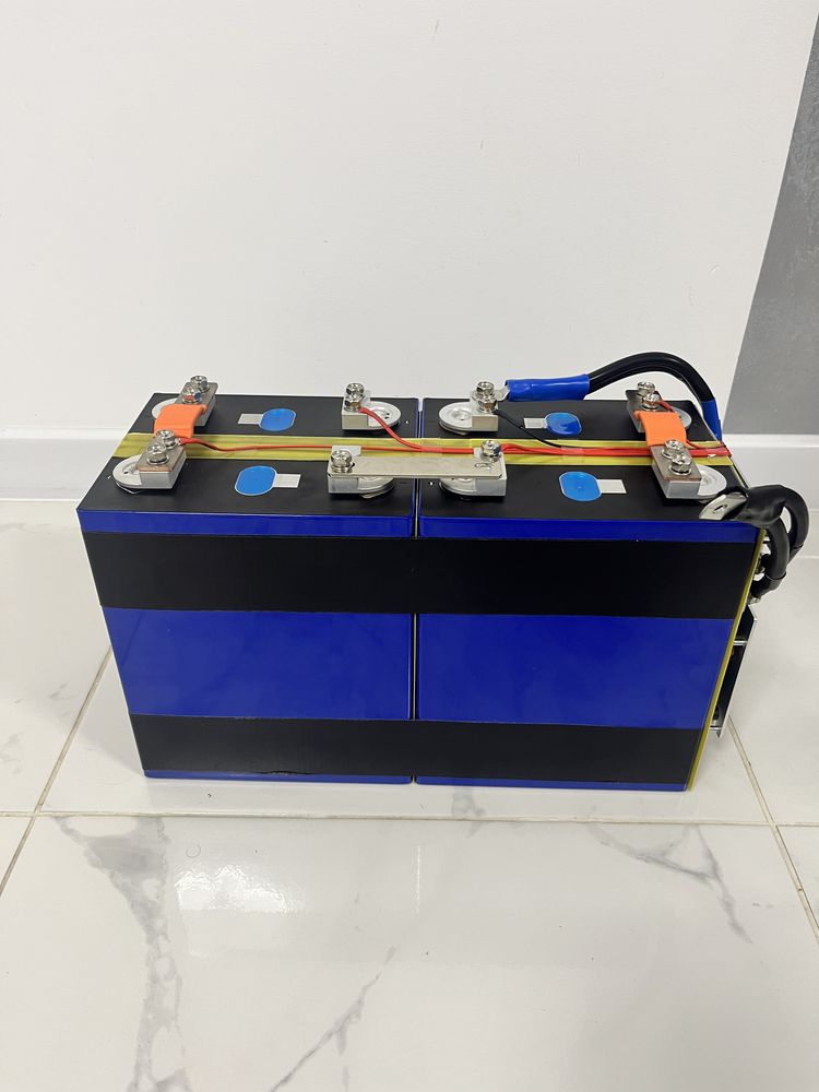 Акумулятор lifepo4 12V 304Ah