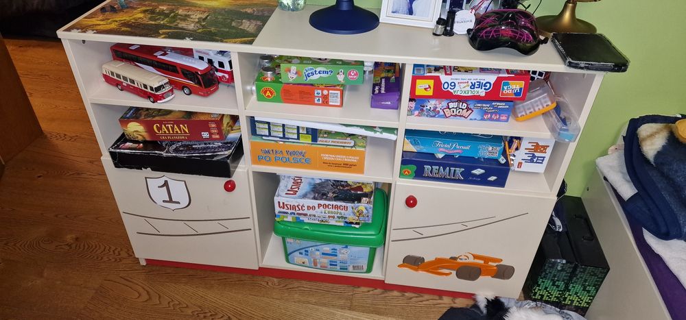 Zestaw mebli meblik formuła red za ¼ ceny + biurko gratis