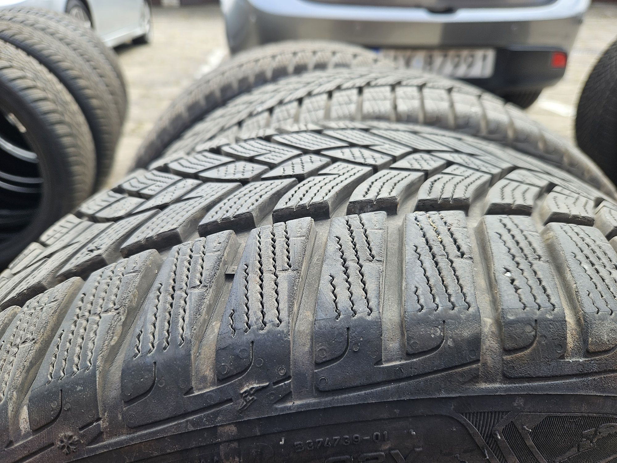 Opony zimowe Goodyear 225/40/18 rok 21 Okazja