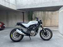 Husqvarna vitpilen 401
