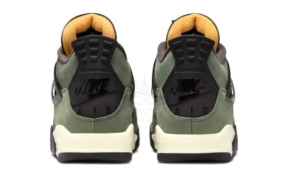 Nike AIR JORDAN 4 Undefeated / IB1519–200