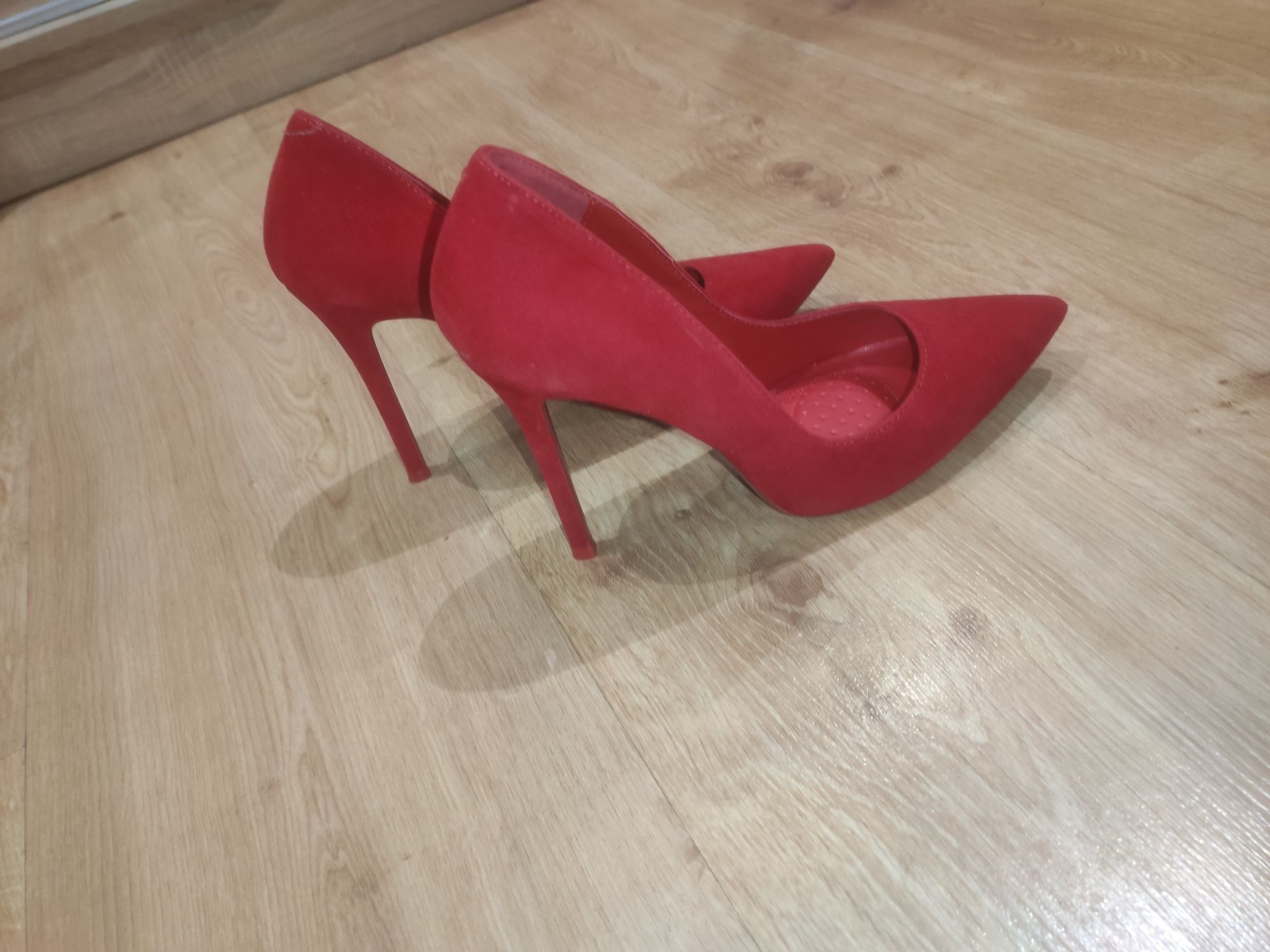 Nowe szpilki Vices