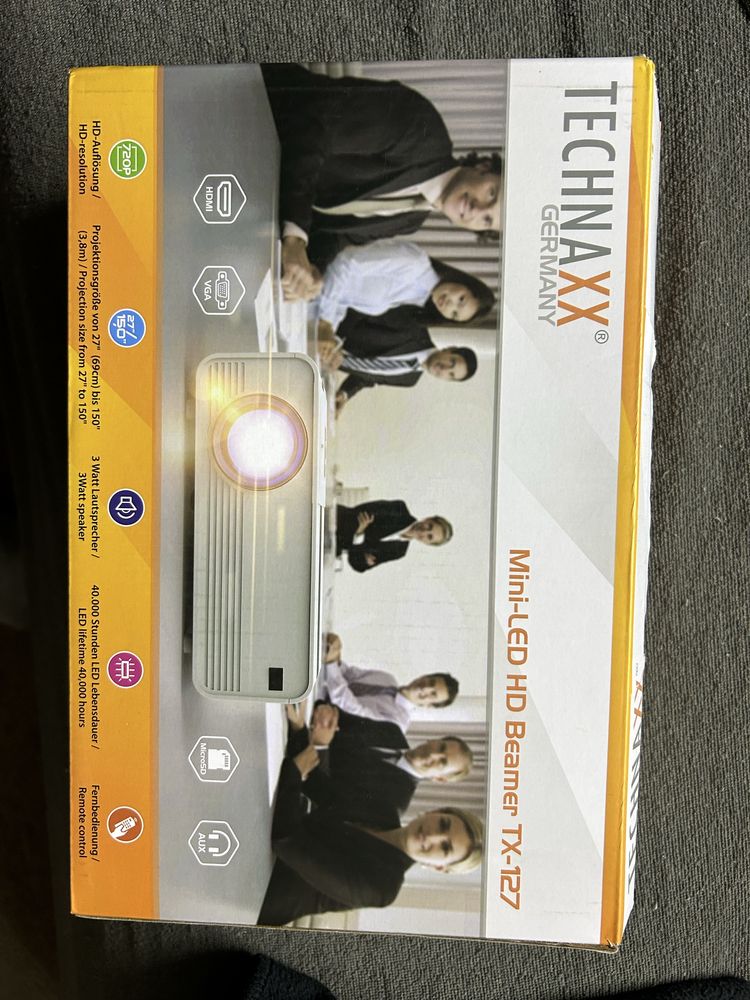 Projektor rzutnik techmaxx