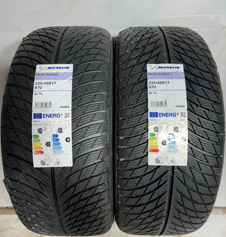 2x 235/45r17 Michelin Pilot Alpin 5 97V XL 2024