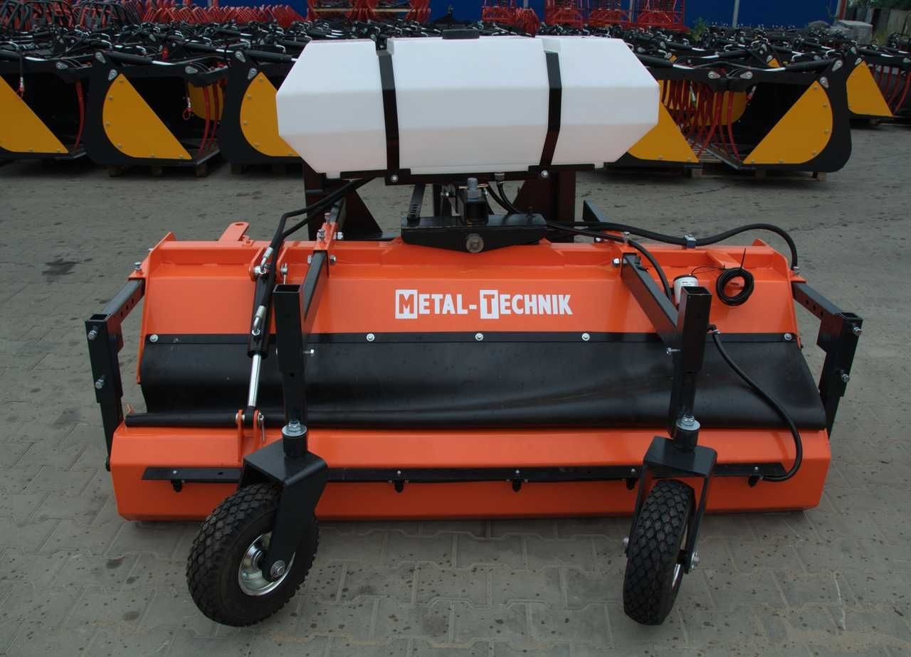 Zamiatarka METALTECHNIK drogowa uliczna komunalna do ciągnika wózka