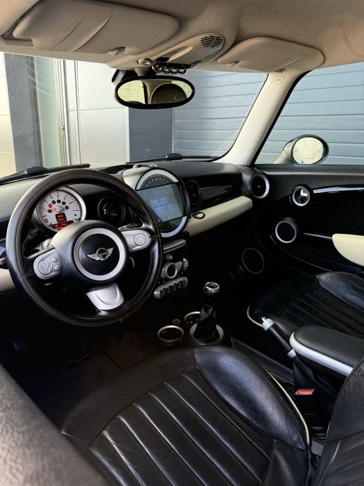 Mini CooperD Gps android/Pele