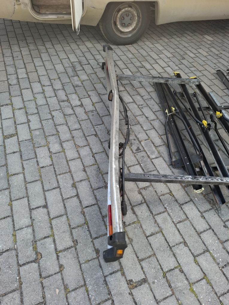 Sprzedam bagażnik do kampera – na rowery i motocykl