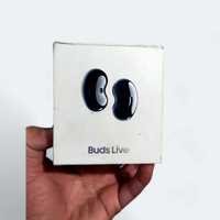 Samsung galaxy buds live.