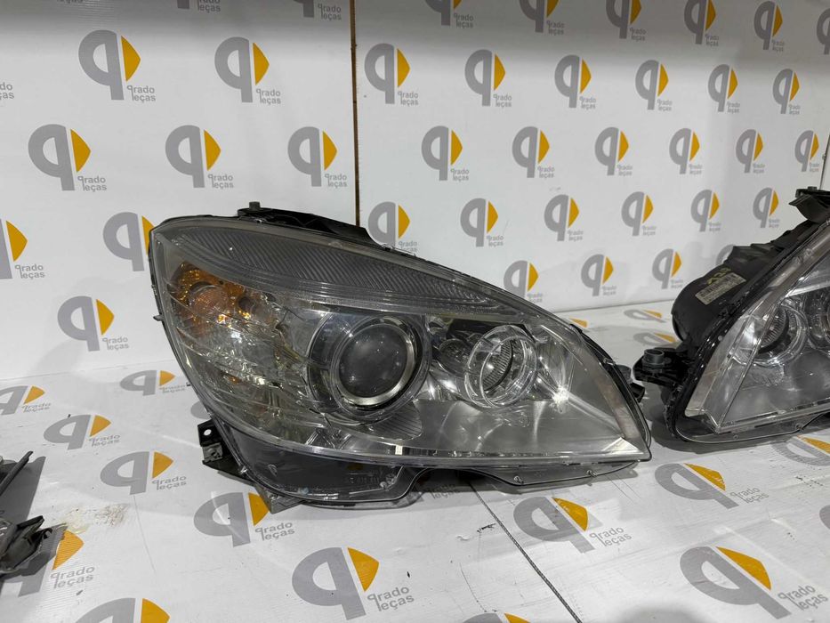 Ópticas faróis Mercedes classe c w204 xenon