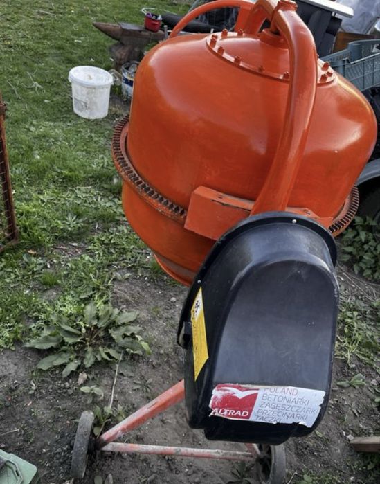 Betoniarka 130l  sprawna