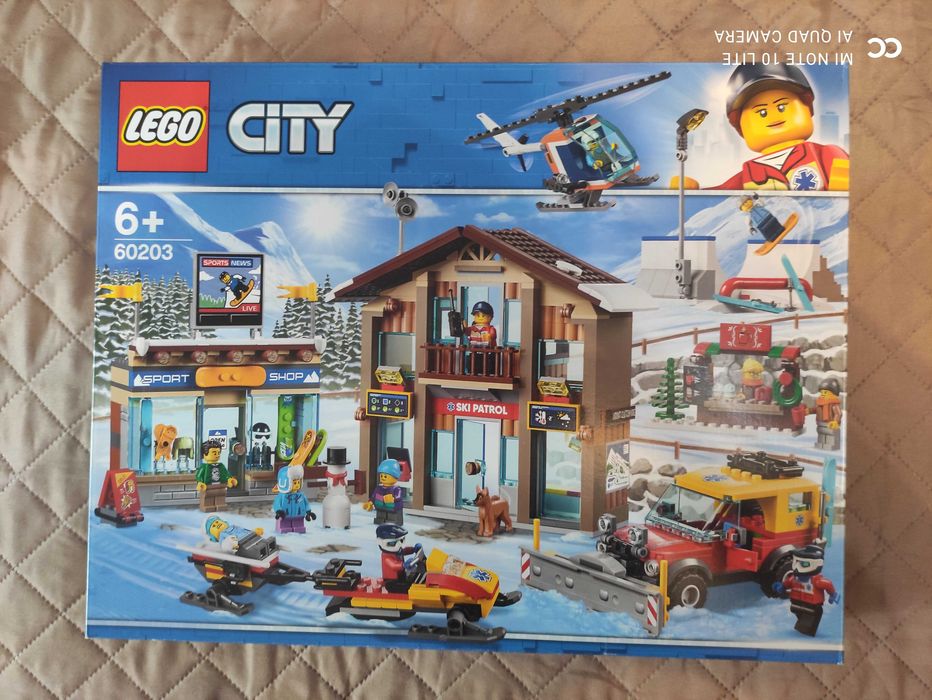 Klocki LEGO City 60203 - Kurort narciarski (NOWE)