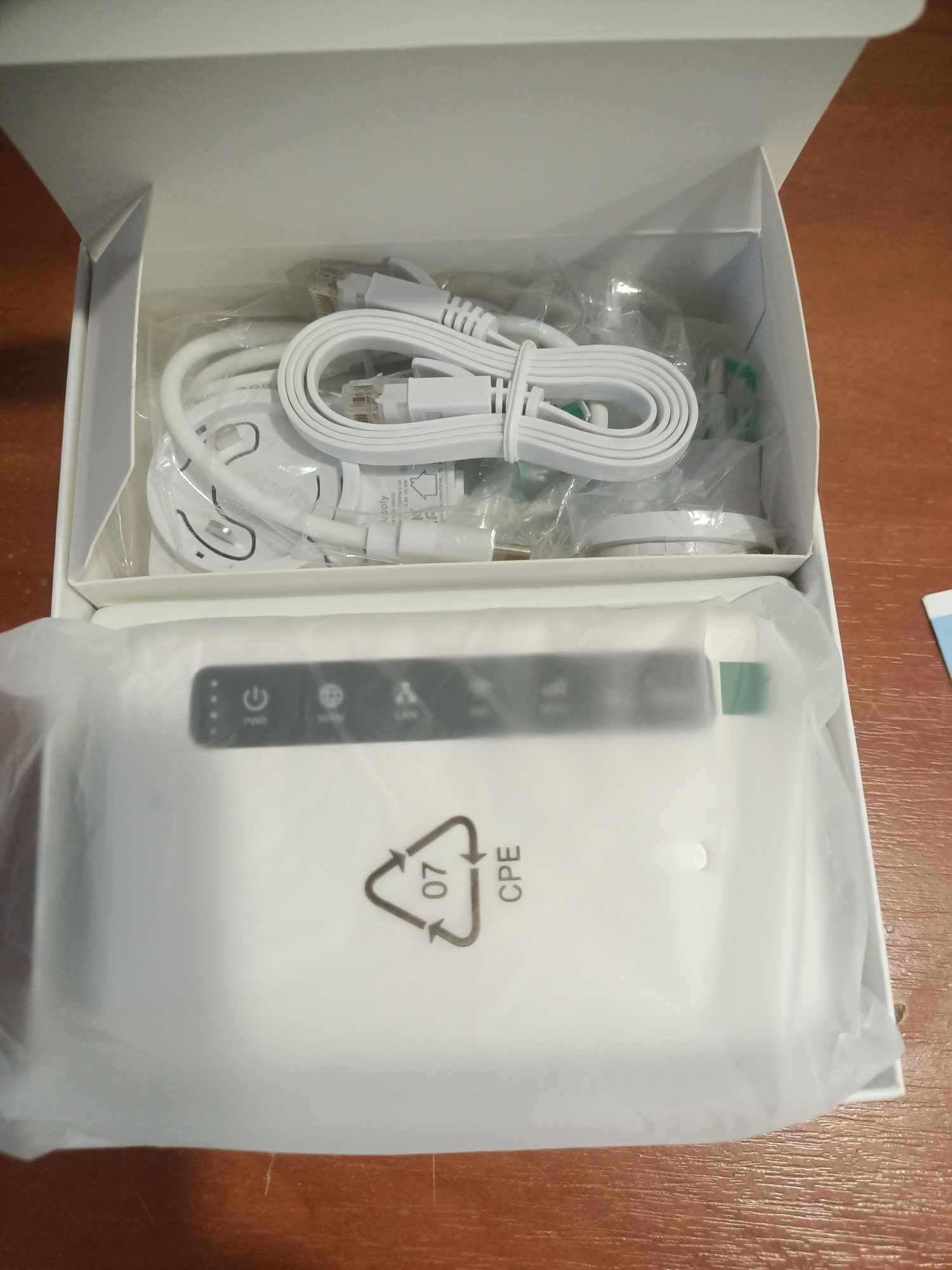 4G LTE WiFi роутер GL-iNet Puli (GL-XE300) з VPN, WireGuard та DNS-сер
